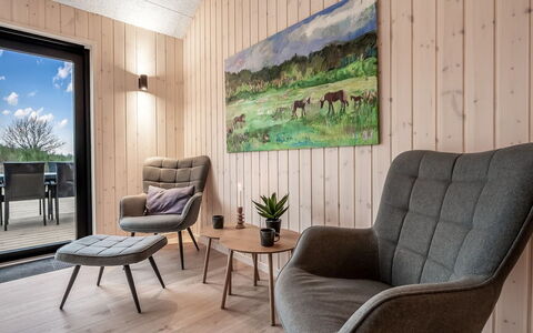 Gustaf - 800M from the Sea: Mobilia, Pavimentazione, Legna, Pavimento In Legno, Pavimento, Interior Design, Sedia, Soggiorno, Latifoglie, Pavimento Laminato