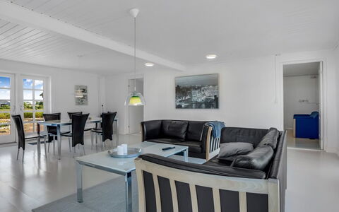 Franki - 9Km from the Sea: Casa, Tetto, Casa, Porta, Villetta, Shade, Giardino, Groundcover, Portico, Cortile