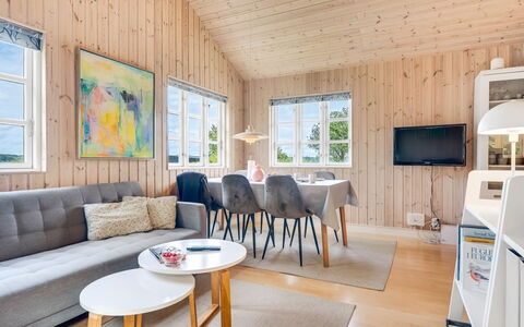 Odlef - 110M to the Fjord: Legna, Interior Design, Mobilia, Pavimentazione, Soffitto, Casa, Pavimento, Camera, Casa, Soggiorno