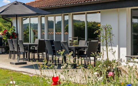 Maris - 20Km from the Sea: Legna, Tetto, Casa, Casa, Architettura, Raccordo, Lotto, Villetta, Capannone, Edifici Giardino