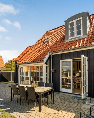 Verner - 990M from the Sea