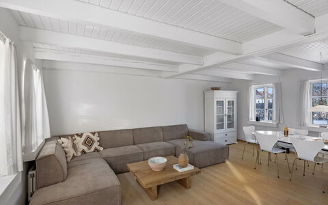Faik - 1.4Km from the Sea: Casa, Tetto, Casa, Porta, Villetta, Shade, Giardino, Groundcover, Portico, Cortile