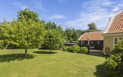 Faik - 1.4Km from the Sea