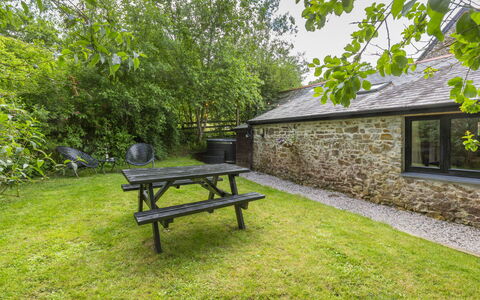 Stables Cottage: Bianca, Font, Numero
