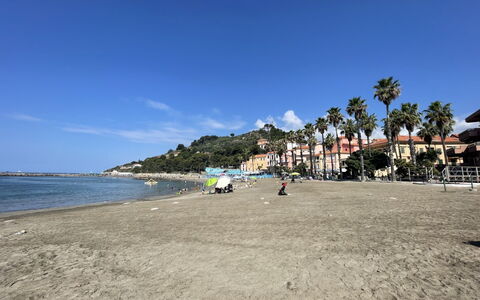 La Casetta del Pescatore: Corpo D'Acqua, Acqua, Spiaggia, Costa, Riva, Costiera E Morfologie Oceanic, Sabbia, Estate, Mare, Banca