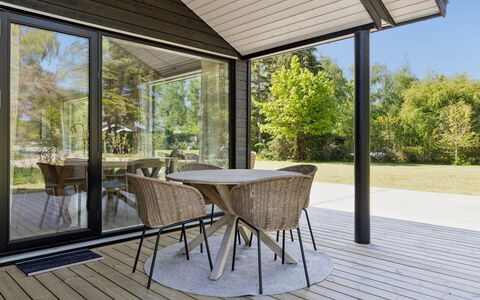 Ingalil - 825M from the Sea: Legna, Portico, Deck, Latifoglie, Shade, Pavimento In Legno, Mobili Da Esterno, Terrazza, Struttura Esterna, Sedia