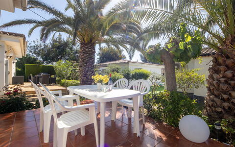 Bungalow-Park Colibri: Appartamento, Balcone, Condominio, Recinzione, Mobili Da Esterno