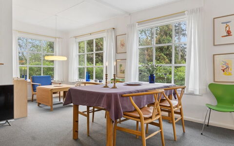 Dalia - 850M from the Sea: Mobilia, Interior Design, Pavimentazione, Pavimento, Legna, Sedia, Tavolo, Soffitto, Cucina & Sala Da Pranzo Tavolo, Sala Da Pranzo