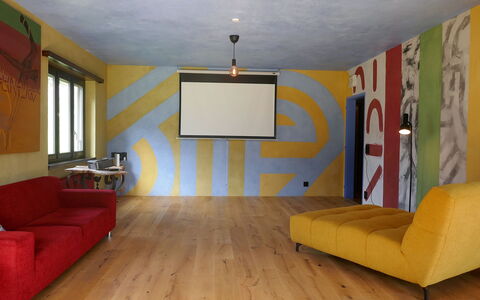 Casa Malva: Legna, Casa, Mobilia, Soffitto, Villetta, Soggiorno, Latifoglie, Sedia, Pavimento In Legno