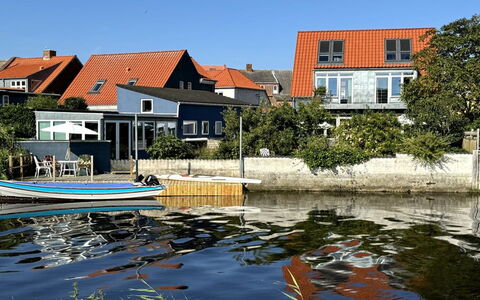 Frænde - 500M from the Sea