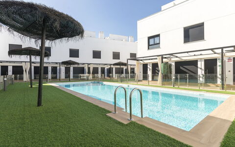 Playa Cruz: Mobilia, Camera Da Letto, Letto, Pavimento, Bedding, Appartamento, Interior Design, Pavimentazione, Lenzuolo, Telaio Del Letto