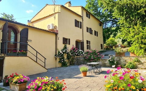 Geranio: Erba, Casa, Area Rurale, Villetta, Tetto, Casa, Paesaggio, Plain, Lotto