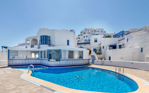 Perla: Piscina, Zona Residenziale, Urban Design, Insediamento Umano, Casa, Estate, Appartamento, Ricorrere, Condominio, Hacienda