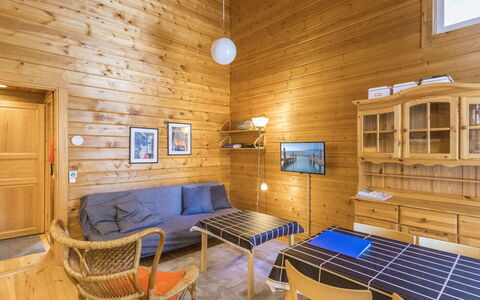 Veramukka B1: Pavimentazione, Legna, Pavimento, Soffitto, Interior Design, Camera, Color Legno, Pavimento In Legno, Latifoglie, Plank
