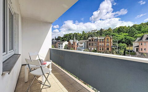 Cozy Home Lahnstein: Appartamento, Zona Residenziale, Condominio, Balcone, Illuminazione Diurna