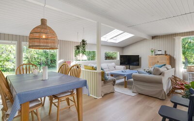 Skuli - 300M from the Sea