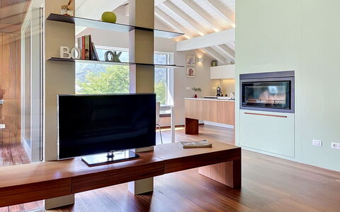 Zani: Interior Design, Pavimentazione, Mobilia, Legna, Soffitto, Pavimento, Televisione, Soggiorno, Illuminazione, Appartamento