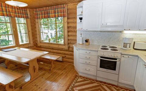 Kariniemi: Mobilia, Interior Design, Parete, Pavimentazione, Legna, Pavimento, Camera, Soffitto, Illuminazione, Casa