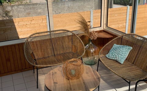 Dolce Vita: Mobilia, Interior Design, Parete, Pavimentazione, Legna, Pavimento, Camera, Soffitto, Illuminazione, Casa