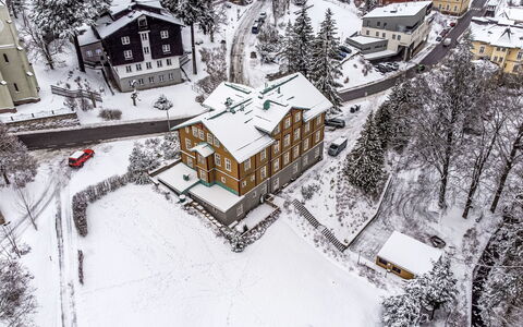 Janské Lázně 5: Costruzione, Finestra, Casa, Zona Residenziale, Insediamento Umano, Casa, Inverno, Casa Storica, Congelamento
