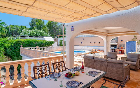 Honor: Mobilia, Piscina, Ricorrere, Shade, Estate, Hacienda, Sedia, Mobili Da Esterno, Cortile, Terrazza