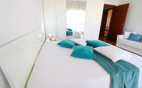 Casa Aurora a Otranto: Mobilia, Interior Design, Letto, Pavimentazione, Pavimento, Camera Da Letto, Camera, Tessile, Biancheria, Casa
