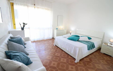 Casa Aurora a Otranto: Mobilia, Interior Design, Pavimentazione, Pavimento, Legna, Letto, Camera, Camera Da Letto, Tessile, Soffitto