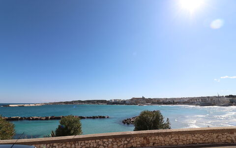 Casa Rachele a Otranto: Cielo, Blu, Risorse Idriche, Acqua, Corpo D'Acqua, Costa, Orizzonte, Costiera E Morfologie Oceanic, Mare, Waterway