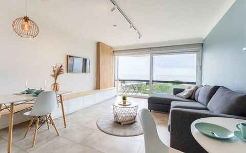 Poseidon: Interior Design, Mobilia, Pavimentazione, Pavimento, Soffitto, Appartamento, Camera, Soggiorno, Sedia, Pavimento In Legno