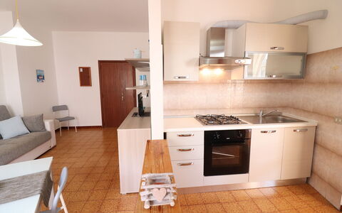 Margherita: Cucina, Elettrodomestico Da Cucina, Apparecchio Major, Pavimentazione, Mobilia, Controsoffitto, Interior Design, Legna, Pavimento, Cabinetry