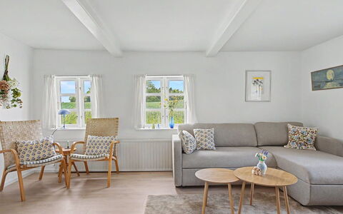 Olufdine - 350M from the Sea: Mobilia, Interior Design, Divano, Pavimentazione, Pavimento, Legna, Soggiorno, Camera, Tavolo, Soffitto