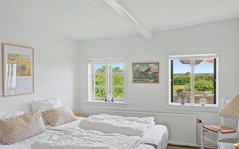 Olufdine - 350M from the Sea: Mobilia, Camera Da Letto, Interior Design, Casa, Letto, Bedding, Soffitto, Lenzuolo, Biancheria, Cuscino