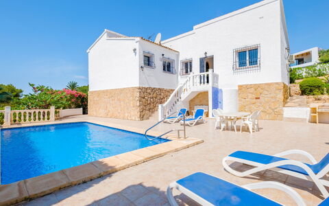 Blake: Piscina, Ricorrere, Hotel, Estate, Villa, Mobili Da Esterno, Resort Citta ', Lettino, Eco Hotel