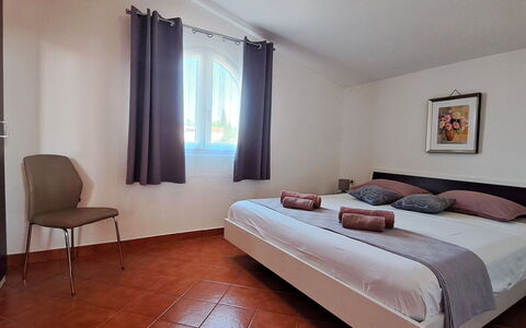 Kristalis: Interior Design, Mobilia, Pavimento, Pavimentazione, Casa, Camera, Letto, Soffitto, Camera Da Letto, Telaio Del Letto