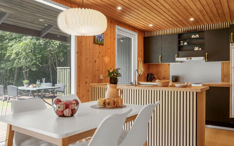 Ritte - from the Sea: Mobilia, Interior Design, Legna, Pavimentazione, Soffitto, Cucina, Lampada, Tavolo, Controsoffitto, Illuminazione