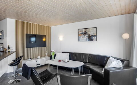 Arise - 700M from the Sea: Ricorrere, Piscina, Estate, Shade, Landscaping, Eco Hotel, Hotel, Villa