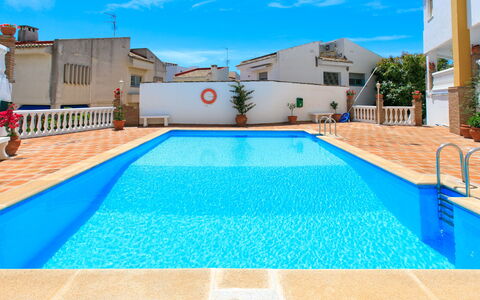 Alcazar: Ricorrere, Piscina, Estate, Shade, Landscaping, Eco Hotel, Hotel, Villa