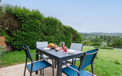 Les Ducs de Normandie: Ricorrere, Piscina, Estate, Shade, Landscaping, Eco Hotel, Hotel, Villa