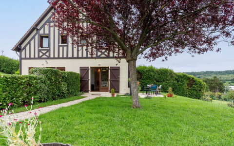 Les Ducs de Normandie: Ricorrere, Piscina, Estate, Shade, Landscaping, Eco Hotel, Hotel, Villa