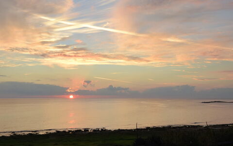 Il Favollo: Cielo, Nube, Orizzonte, Giorno, Risorse Idriche, Afterglow, Tramonto, Crepuscolo, Arancia