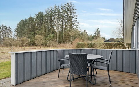 Algeth - 2.5Km from the Sea: Legna, Materiale Composito, Deck, Plank, Latifoglie, Mobili Da Esterno, Backyard, Shade, Giardino, Color Legno