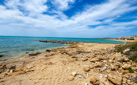 La Casa in Riva al Mare: Blu, Cielo, Acqua, Corpo D'Acqua, Costa, Spiaggia, Orizzonte, Costiera E Morfologie Oceanic, Mare, Riva