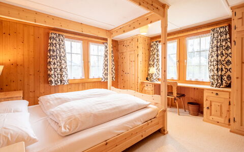 Chalet Cauma: Legna, Interior Design, Soffitto, Casa, Mobilia, Camera, Latifoglie, Color Legno, Camera Da Letto, Letto