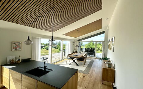 Theodora - 600M from the Sea: Interior Design, Legna, Soffitto, Pavimentazione, Mobilia, Pavimento, Pavimento In Legno, Cucina & Sala Da Pranzo Tavolo, Casa, Cucina