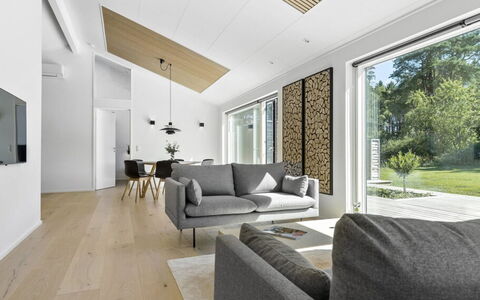 Theodora - 600M from the Sea: Interior Design, Pavimentazione, Pavimento, Parete, Legna, Soffitto, Pavimento In Legno, Mobilia, Soggiorno, Casa