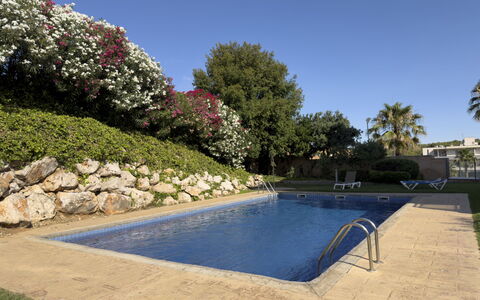 Tramuntana Ii: Piscina, Ricorrere, Giardino, Tempo Libero, Giochi D'Acqua, Landscaping, Eco Hotel, Shade, Hacienda