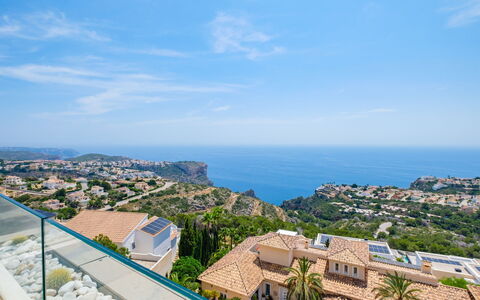 Blue Infinity i: Piscina, Ricorrere, Casa, Eco Hotel, Estate, Terrazza, Villa, Cortile, Design, Mobili Da Esterno