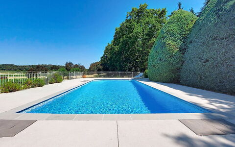 Chateau Payan: Blu, Piscina, Materiale Composito, Giochi D'Acqua, Giardino, Landscaping, Shade, Piastrella, Ricorrere, Design