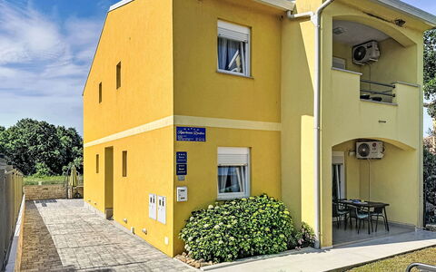 Novigrad (Istra) 142: Piscina, Ricorrere, Casa, Eco Hotel, Estate, Terrazza, Villa, Cortile, Design, Mobili Da Esterno