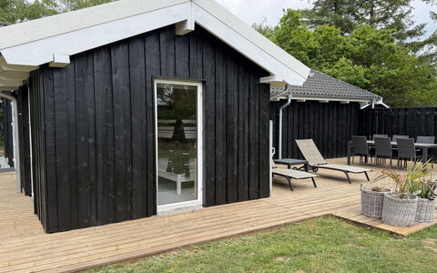 Eikka - from the Sea: Legna, Latifoglie, Plank, Color Legno, Raccordo, Materiali Naturali, Design, Edifici Giardino, Struttura Esterna, Capannone
